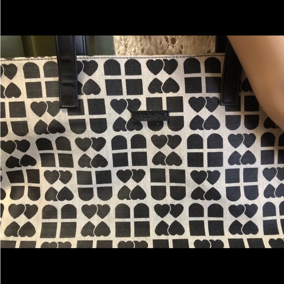 Modella Purse - Picture 2 of 6